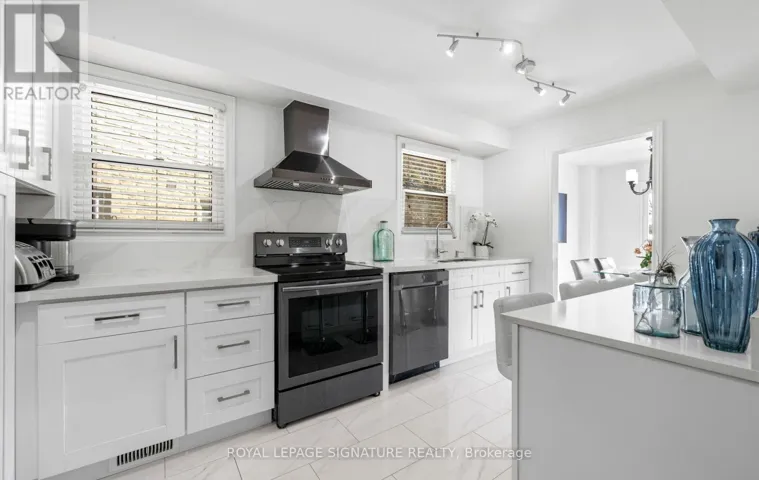 2094 FARRIER MEWS, Mississauga (Erin Mills), Ontario L5L2Y5