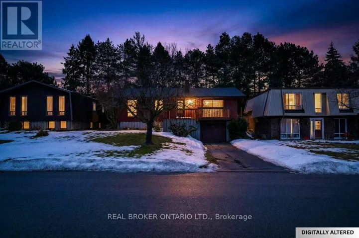 7 THE PINERY, St. Catharines (Vine/Linwell), Ontario L2M6M5