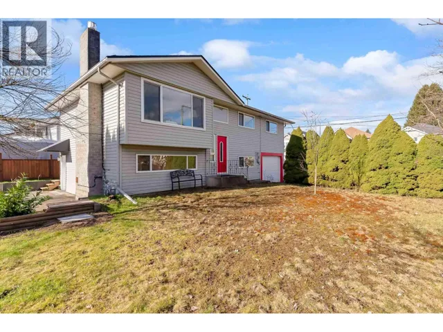 11645 195A STREET, Pitt Meadows, British Columbia V3Y1G3