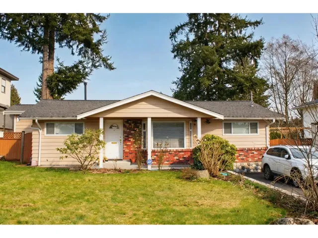 8722 154A STREET, Surrey, British Columbia V3S3N9