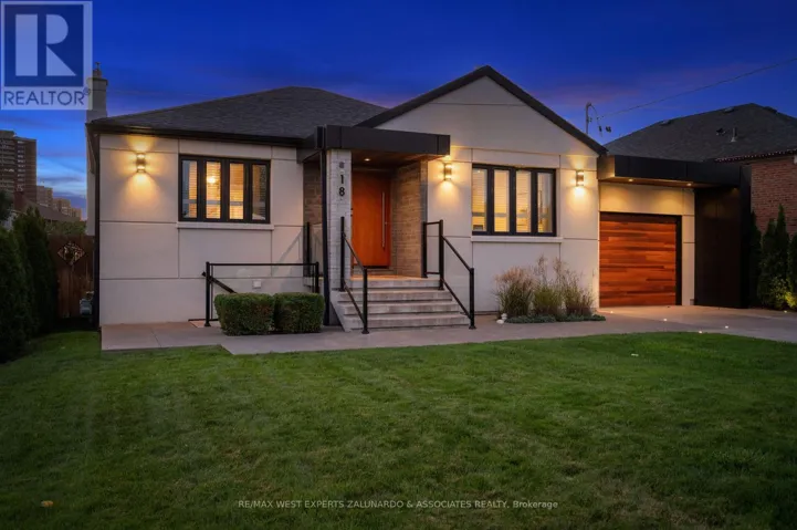 18 SMALLWOOD DRIVE, Toronto (Downsview-Roding-CFB), Ontario M3M1K8