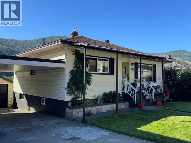 3130 Iris Crescent, Trail, British Columbia V1R2Y7