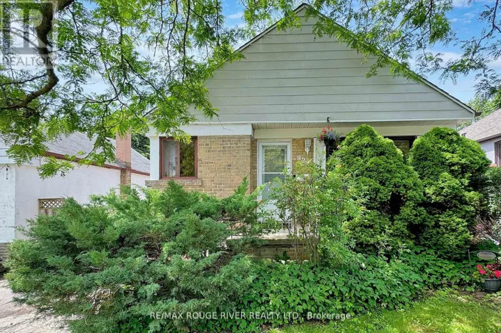 92 EASTVILLE AVENUE, Toronto (Cliffcrest), Ontario M1M2N9