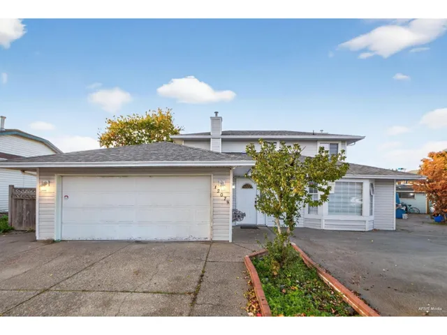 12079 84A AVENUE, Surrey, British Columbia V3W0S7