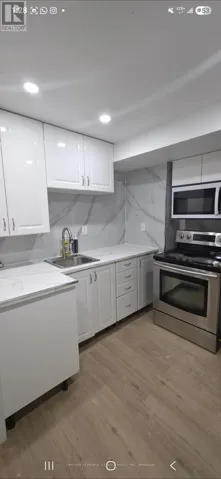 582 STROUDS LANE, Pickering (Amberlea), Ontario L1V4S6