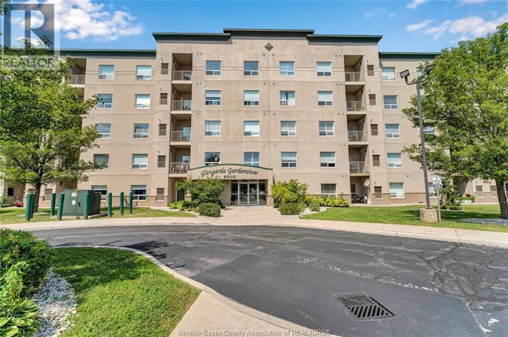 5000 WYANDOTTE Unit# 518, Windsor, Ontario N8Y5B8
