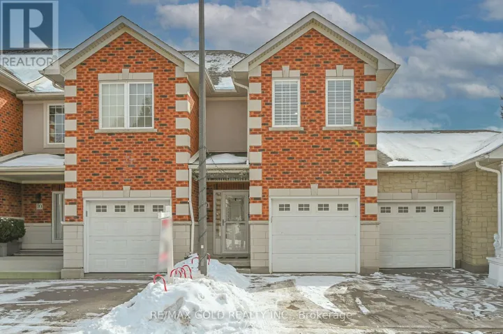9 - 81 VALRIDGE DRIVE, Hamilton (Ancaster), Ontario L9G5B7