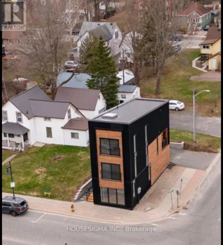 MAIN FLOOR - 98 JAMES STREET, Parry Sound, Ontario P2A1T9