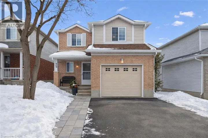 42 TARA Crescent, Kitchener, Ontario N2E3K9