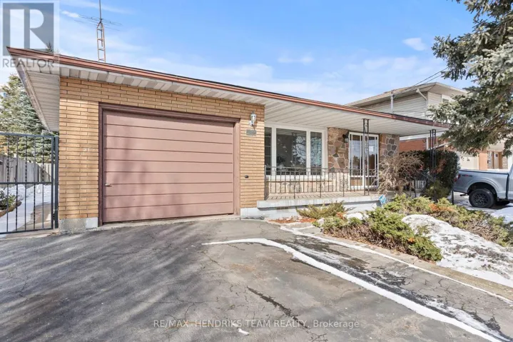 94 VICTOR BOULEVARD, Hamilton (Greeningdon), Ontario L9A2V4