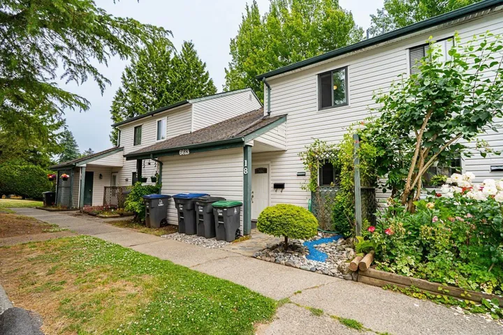 18 6613 138 STREET, Surrey, British Columbia V3W5G7