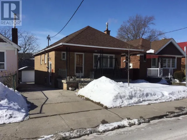 388 KANE AVENUE, Toronto (Keelesdale-Eglinton West), Ontario M6M3P4