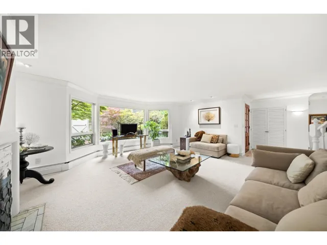 1443 MCRAE AVENUE, Vancouver, British Columbia V6H1V1