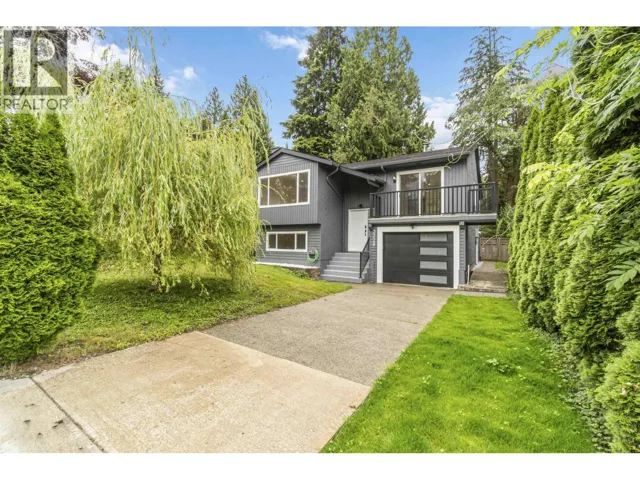 3228 SALT SPRING AVENUE, Coquitlam, British Columbia V3E1E9