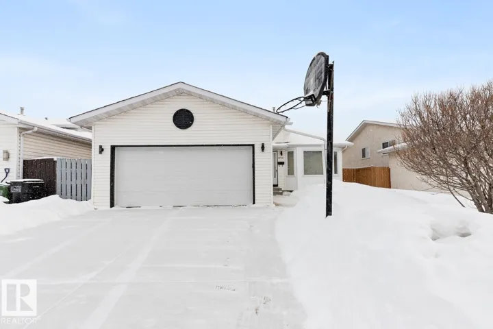 14727 35 ST NW, Edmonton, Alberta T5Y2H8