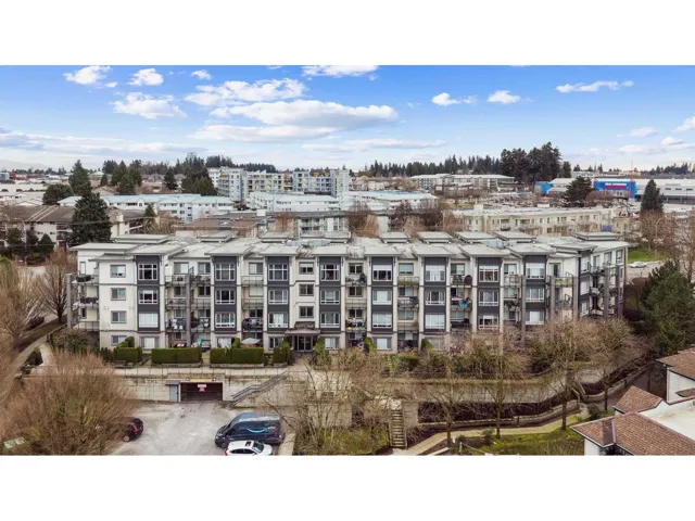 215 2943 NELSON PLACE, Abbotsford, British Columbia V2S0C8