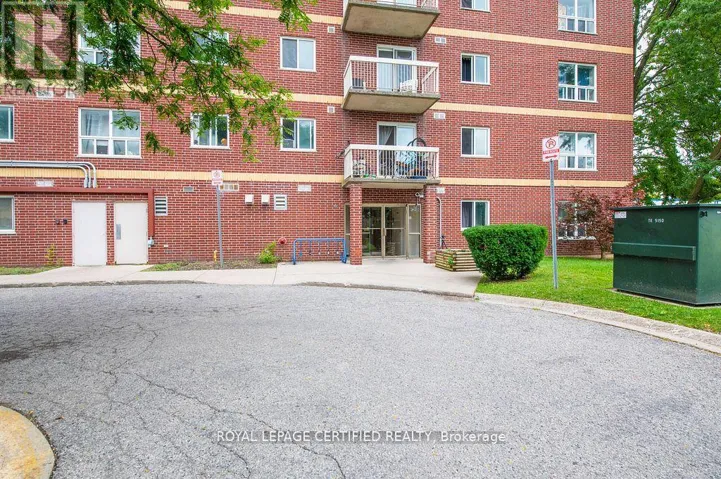 301 - 626 FIRST STREET, London East (East H), Ontario N5V2A2