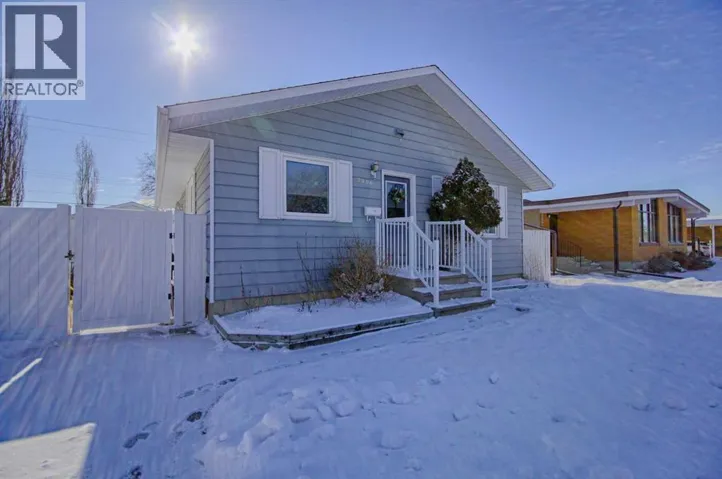 2306 15 Avenue S, Lethbridge, Alberta T1K0X6