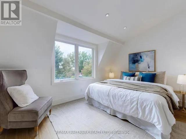 5 WADSWORTH BOULEVARD, Toronto (Weston), Ontario M9N2G3