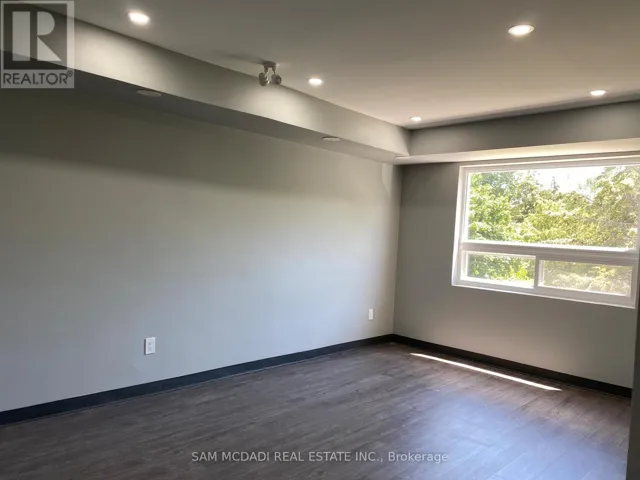 204 - 1728 LAKESHORE ROAD W, Mississauga (Clarkson), Ontario L5J1J5