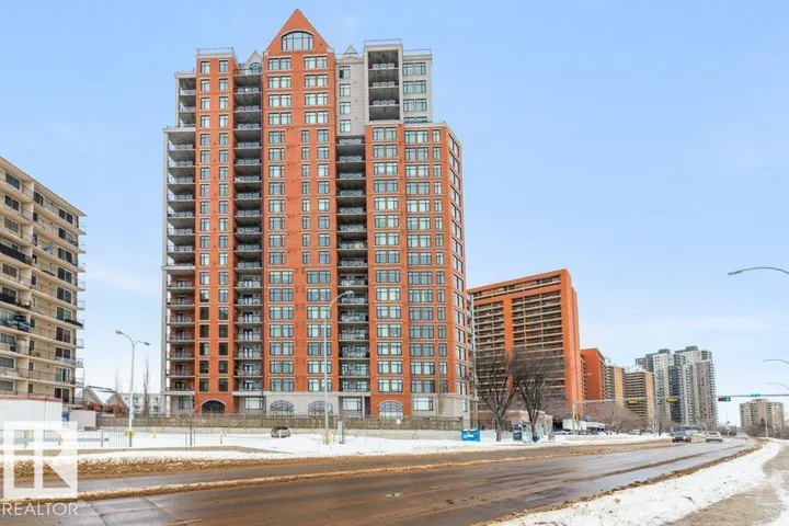 #308 9020 JASPER AV NW, Edmonton, Alberta T5H3S8