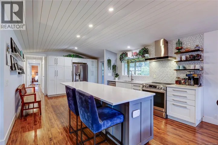 2339 Gould Rd E, Nanaimo, British Columbia V9X1K1