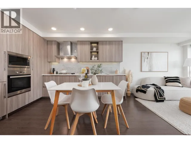 2105 433 SW MARINE DRIVE, Vancouver, British Columbia V5X0H5