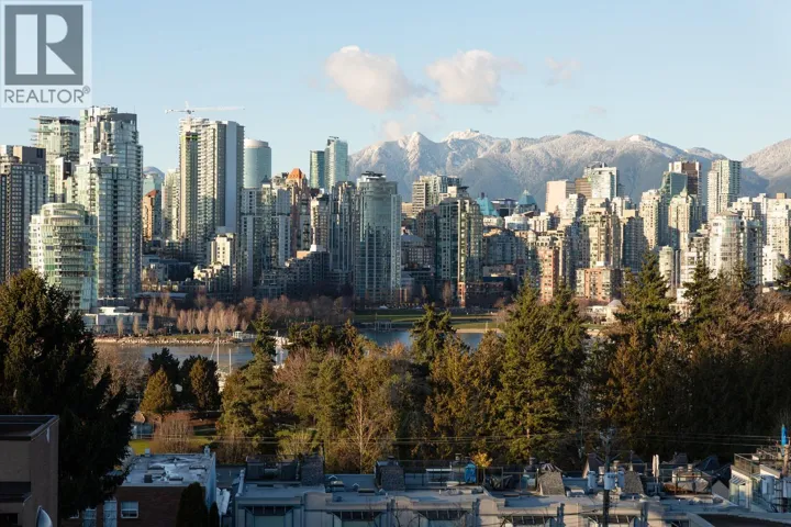 967 W 8TH AVENUE, Vancouver, British Columbia V5Z1E4