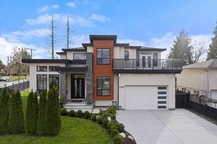 11586 84B AVENUE, Delta, British Columbia V4C2T6