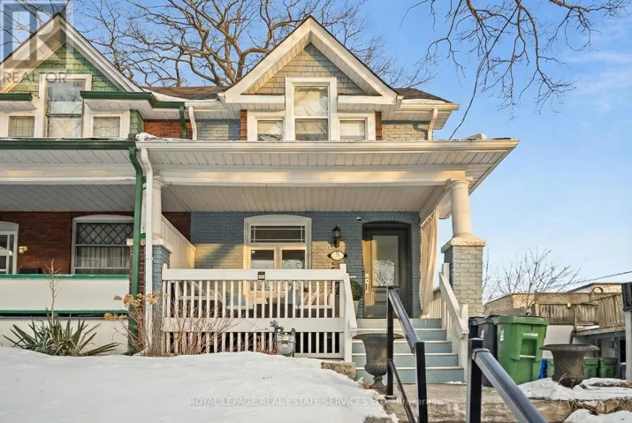 5 WHEELER AVENUE, Toronto (The Beaches), Ontario M4L3V3