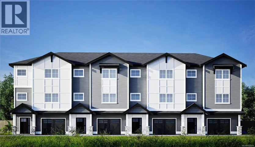 2 990 McBriar Ave, Saanich, British Columbia V8X3M3