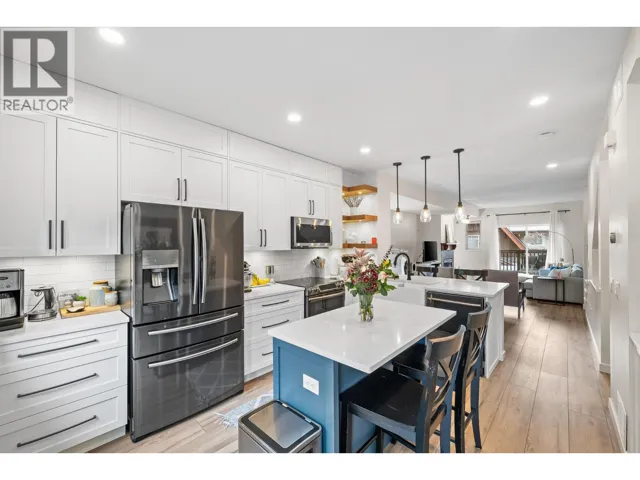 142 2000 PANORAMA DRIVE, Port Moody, British Columbia V3H5J5