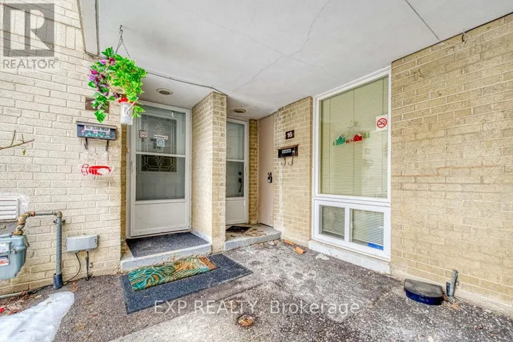 16 - 33 FOUR WINDS DRIVE, Toronto (York University Heights), Ontario M3J1K7