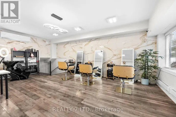 1010 LAGOON STREET, Mississauga (Lakeview), Ontario L5G0B2