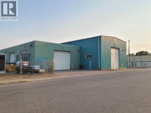 9503-9519 90 Avenue, Peace River, Alberta T8S1S5