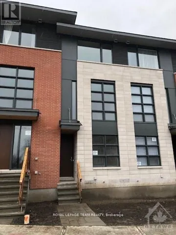 31 OBLATS AVENUE, Ottawa, Ontario K1S5P7