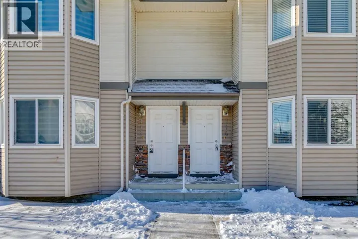 114 Royal Birch Villas NW, Calgary, Alberta T3G5V2