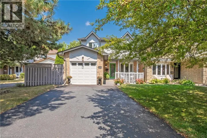 2407 HEMLOCK Court, Burlington, Ontario L7M1X7