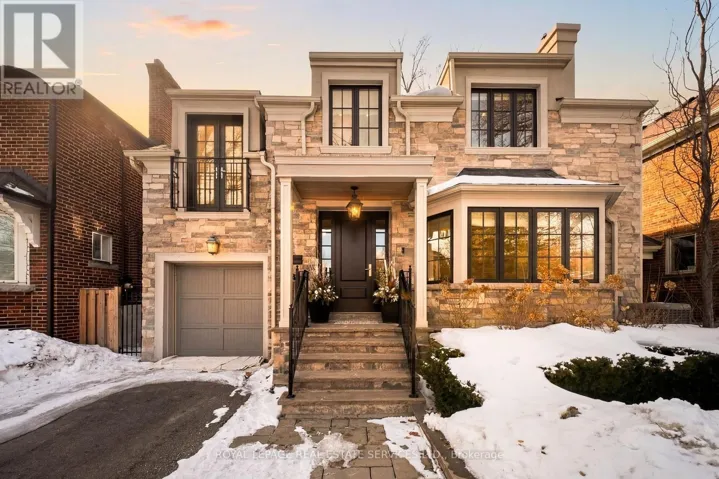 82 DUNEDIN DRIVE, Toronto (Kingsway South), Ontario M8X2K5