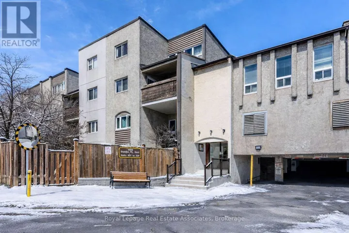 222 - 1055 DUNDAS STREET E, Mississauga (Applewood), Ontario L4Y3X6
