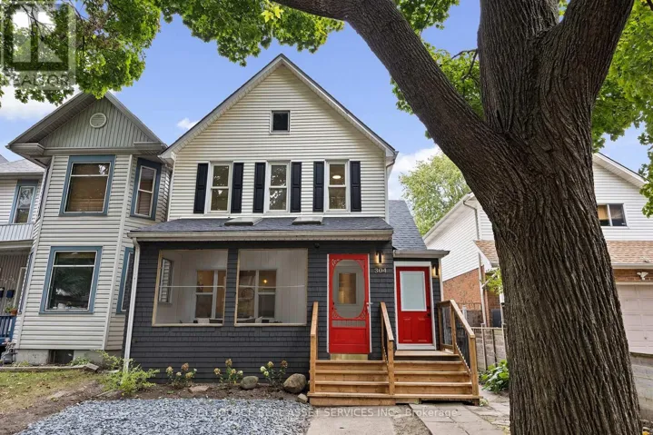 UNIT 1 - 304 LINCOLN ROAD, Windsor, Ontario N8Y2G4