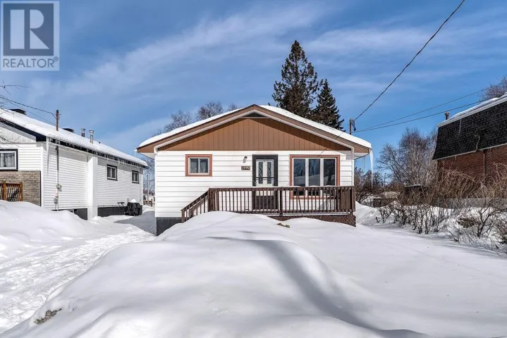 1990 Kenwood, Greater Sudbury, Ontario P3B1Z9