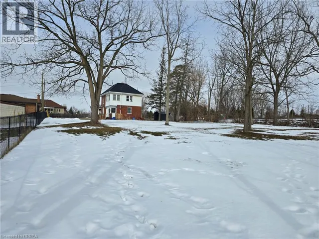 21 JOHNSON Road, Brantford, Ontario N3S7E8