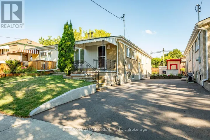 12 TRINNELL BOULEVARD, Toronto (Clairlea-Birchmount), Ontario M1L1S7