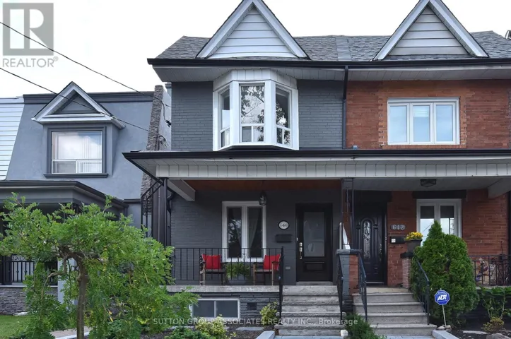 640 BERESFORD AVENUE, Toronto (Runnymede-Bloor West Village), Ontario M6S3C3