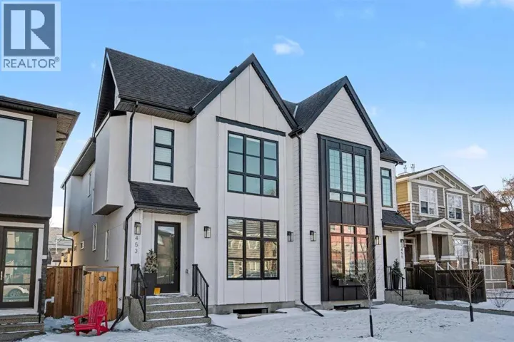 453 26 Avenue NW, Calgary, Alberta T2M2E3