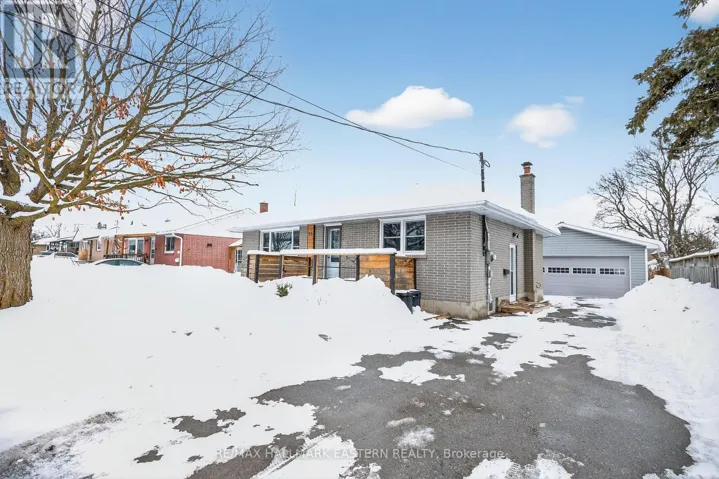 98 ARTHUR AVENUE, Peterborough (Otonabee Ward 1), Ontario K9J5X8