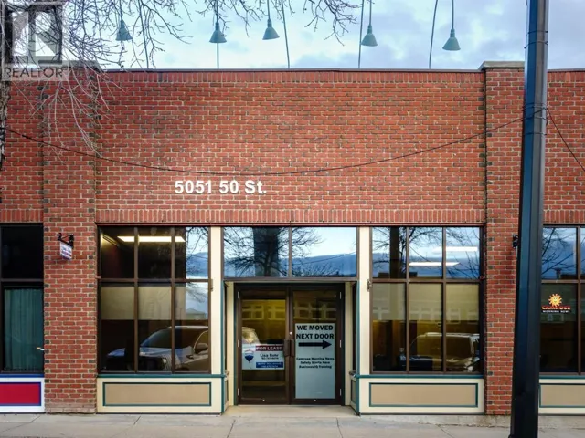 Unit A, 5051 50 Street, Camrose, Alberta T4V1R3