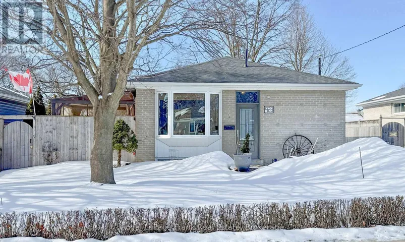 928 CENTRE STREET N, Whitby (Williamsburg), Ontario L1N4V1