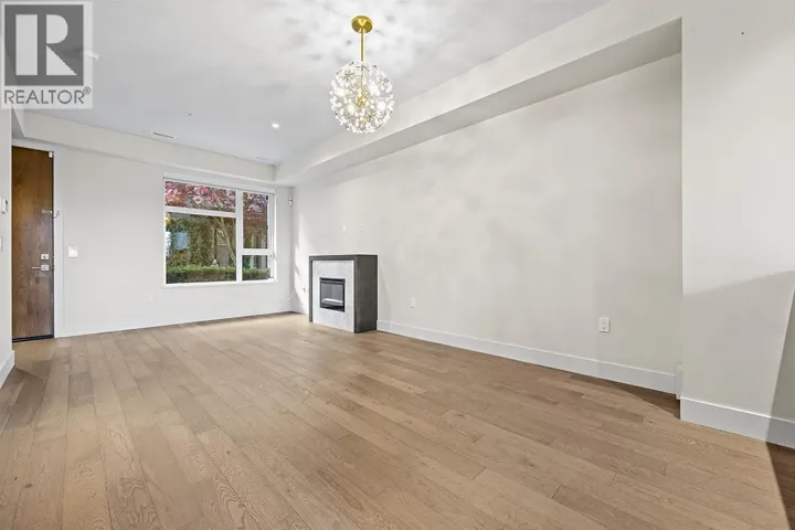 5522 OAK STREET, Vancouver, British Columbia V6M2V6